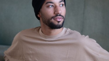 Dhélé Agbetou: Hip – House – Funk: Urban Styles